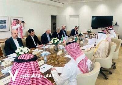 دیدار معاون کنسولی عراقچی با همتای خود در ریاض دیدار معاون کنسولی عراقچی با همتای خود در ریاض