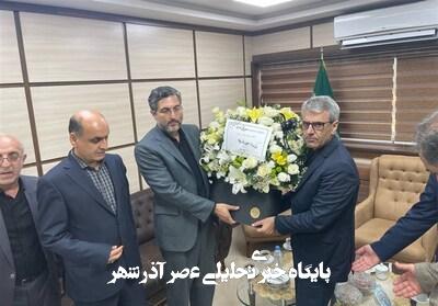 دیدار بقائی با با تنها بازمانده از خانواده شهید حمله اسرائیل در آستانه اشرفیه دیدار بقائی با با تنها بازمانده از خانواده شهید حمله اسرائیل در آستانه اشرفیه