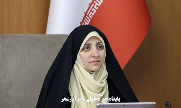 دیدار بهروزآذر با خانواده الهه حسین نژاد/ تدوین دستورالعمل‌های جدید برای استخدام رانندگان تاکسی‌های عبوری و اینترنتی