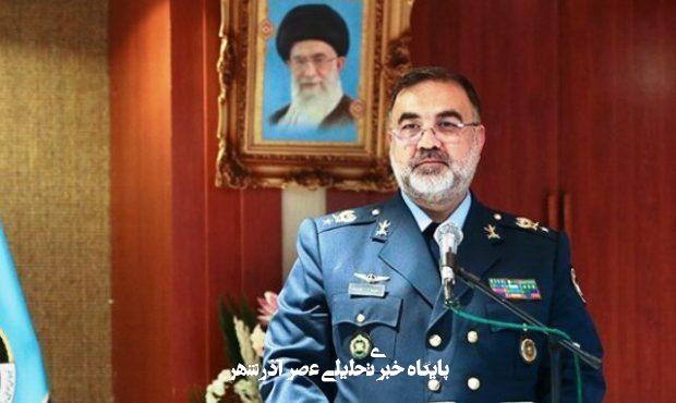 بازدید فرمانده ارشد ارتش از اردوی تیم ملی فوتبال/ تصاویری از اهدای پیراهن شماره ۱۲ تیم ملی فوتبال