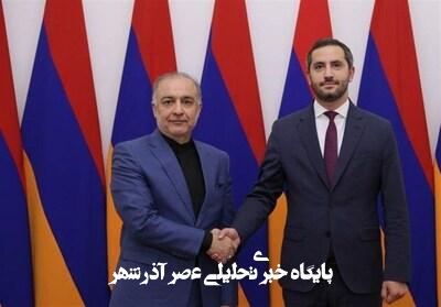 در کنار دولت و ملت ایران ایستادهایم در کنار دولت و ملت ایران ایستادهایم