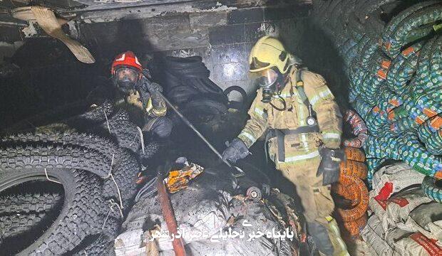 آتشسوزی در خیابان ولیعصر/ جزئیات آتشسوزی در خیابان ولیعصر/ جزئیات