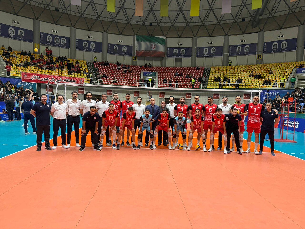 برتر والیبال شهرداری ارومیه، با بردی راحت، مدعی ماند